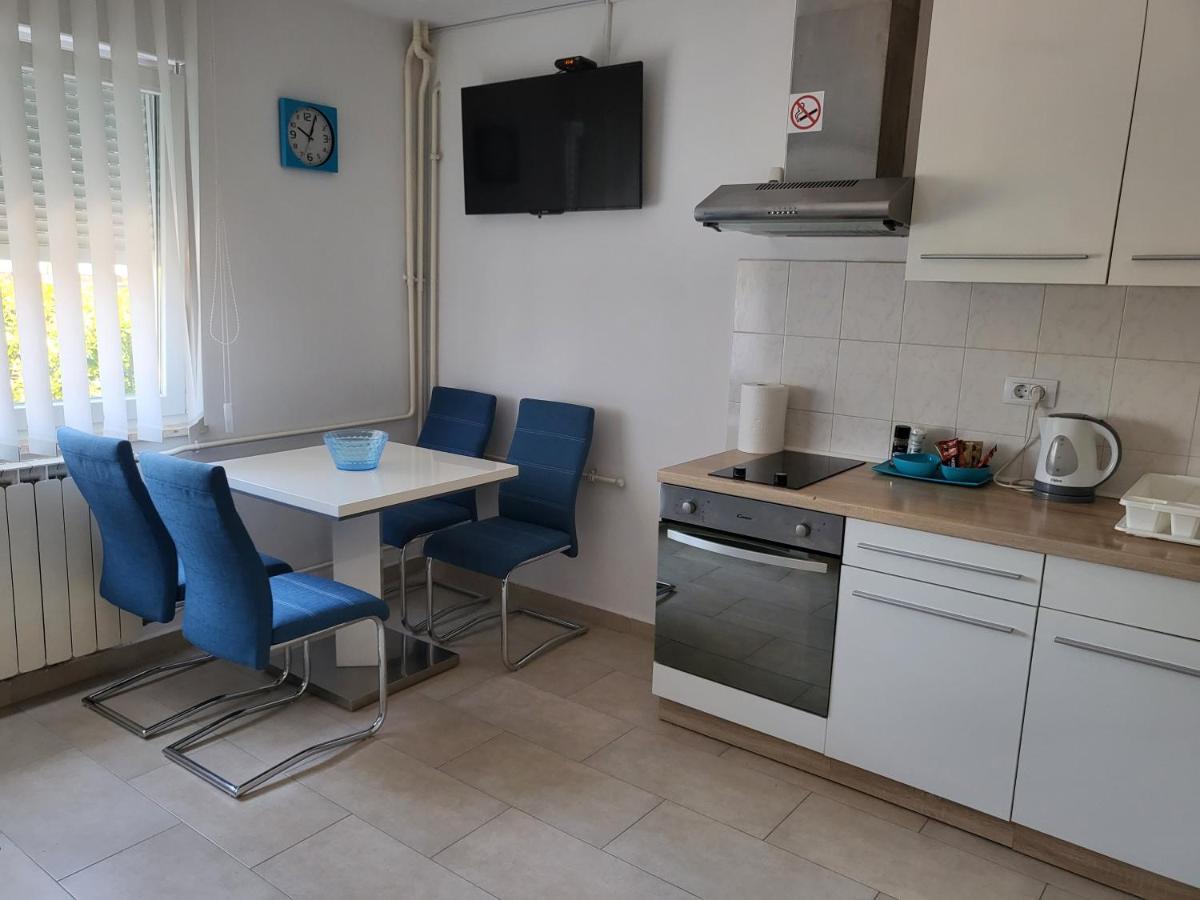 Vigo Apartman Pula Exterior photo