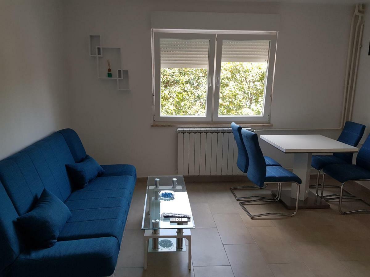 Vigo Apartman Pula Exterior photo