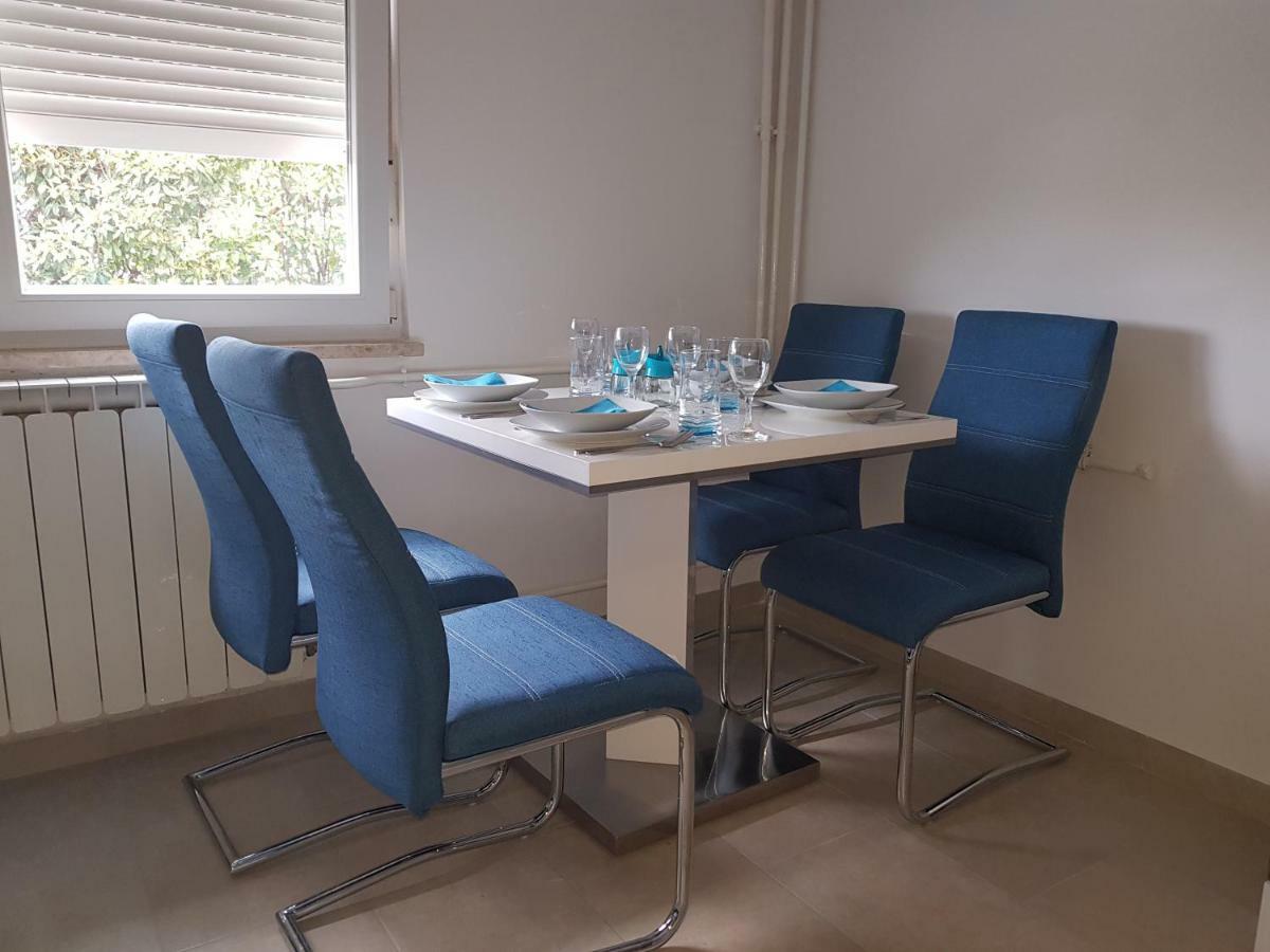 Vigo Apartman Pula Exterior photo